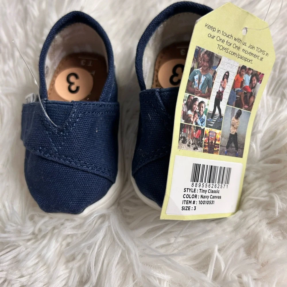 TOMS Kids Baby Boys Navy Blue Canvas Tiny Classic